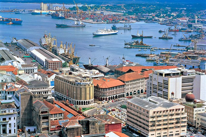 Colombo City Tour from Mount Lavinia - Photo 1 of 10